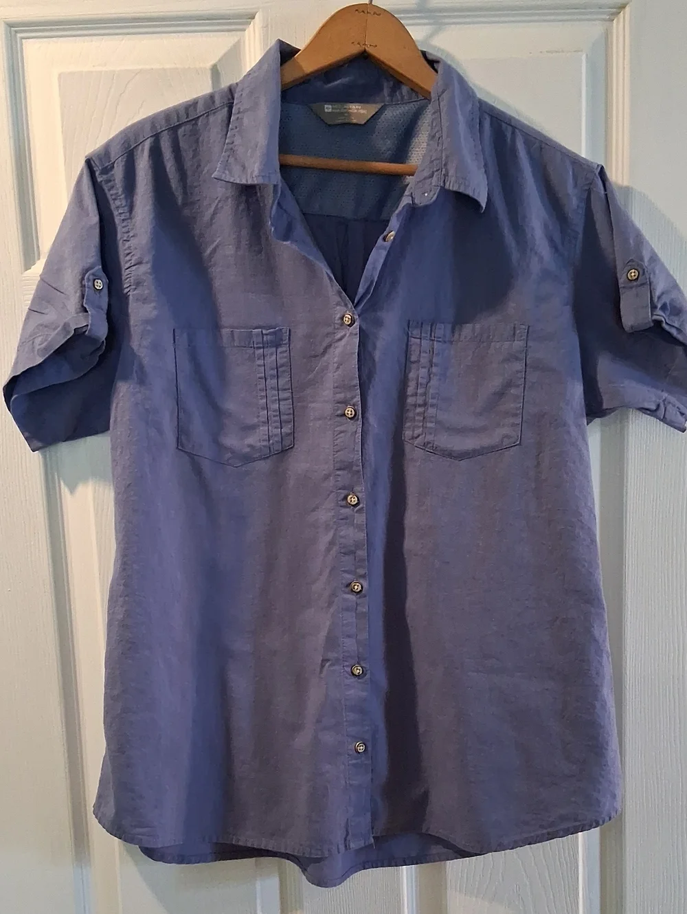 Men's Casual Short-Sleeve Button-Down Shirt in Periwinkle Blue